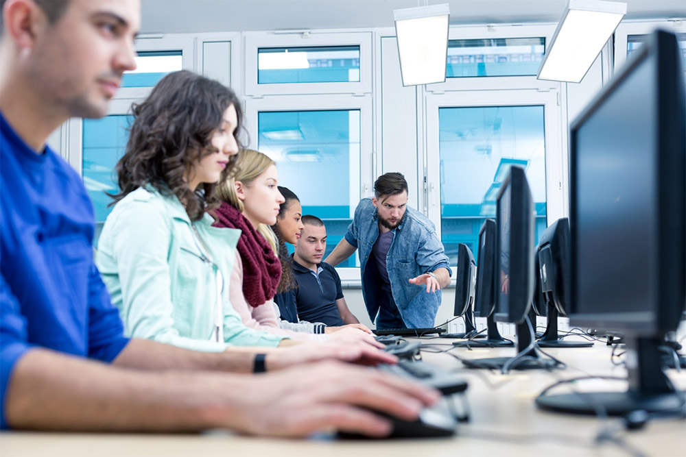 CAPACITAÇÃO EM INFORMÁTICA PARA PROFESSORES